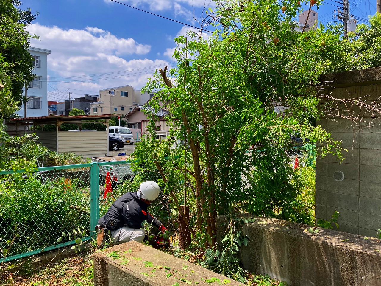 強剪定・除草　守口市　団地